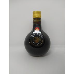 Zwack Unicum szilva 0,5 l 35%