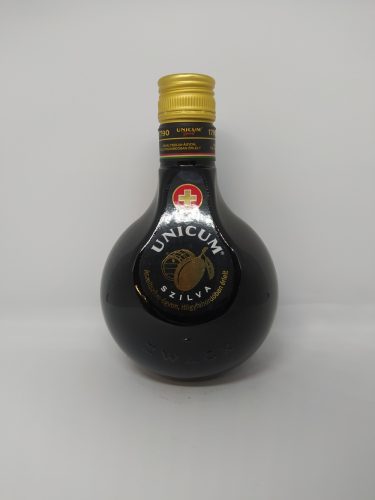 Zwack Unicum szilva 0,5 l 35%