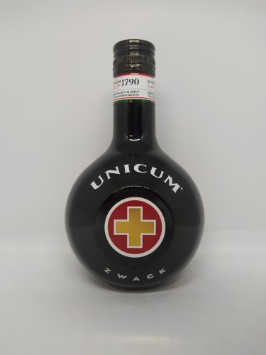 Zwack Unicum 0,5l - ItalFutár